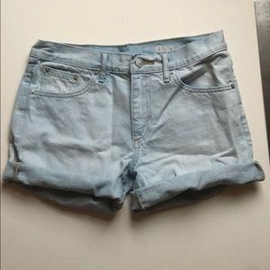Gap Women’s Light Blue Jean Shorts
